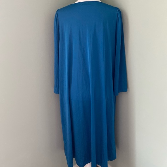 Shadowline Gowns 2 blue/floral - Picture 2 of 7